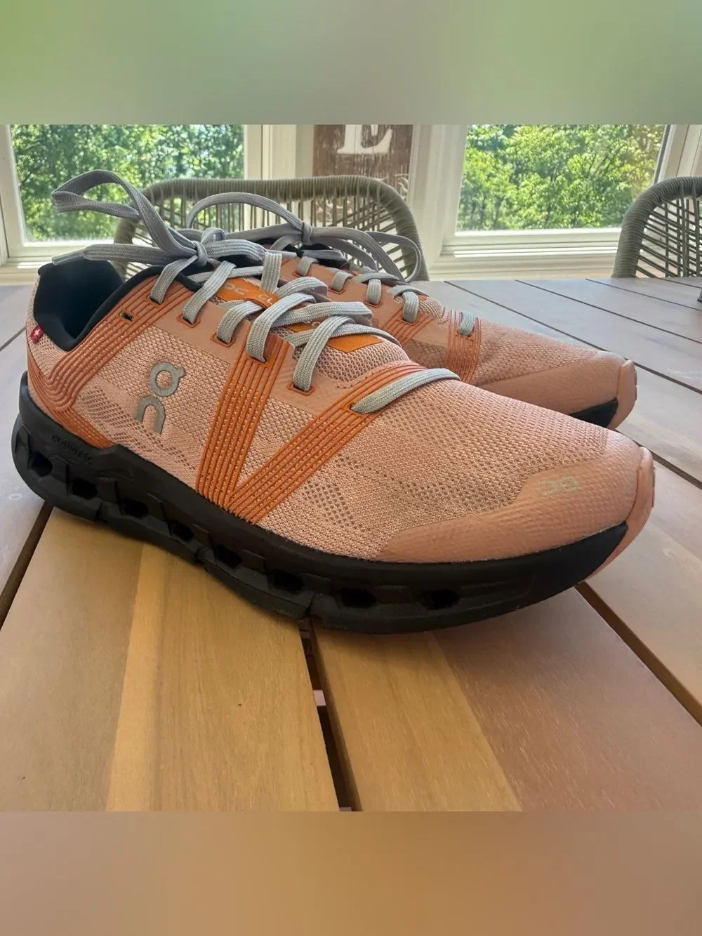 On Cloud Running Women’s “Rose Magnet” Peach Athletic Running Sneakers, size 8